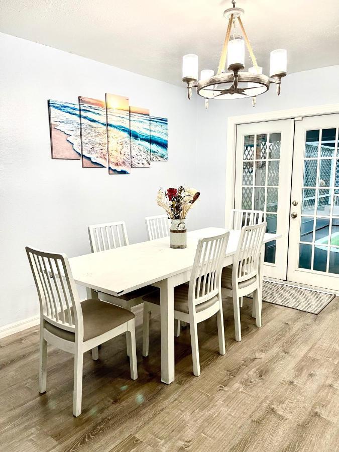 A Cozy Space Coast Retreat ティテュスビル エクステリア 写真